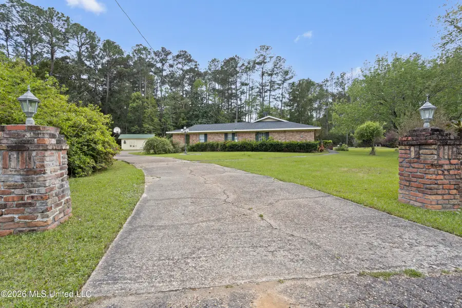 9121 Heather Lane, Moss Point, MS 39562 - #3