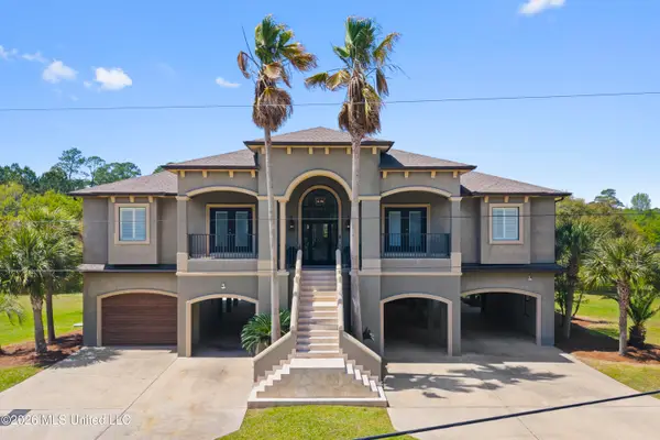 6605 Haystack Street, Biloxi, MS 39532