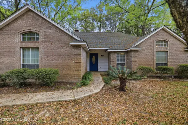 1909 Hemlock Drive, Gautier, MS 39553