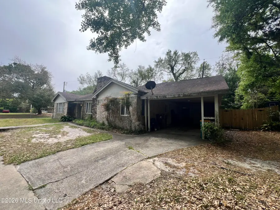 2531 Bryn Mawr Avenue, Biloxi, MS 39531 - #2