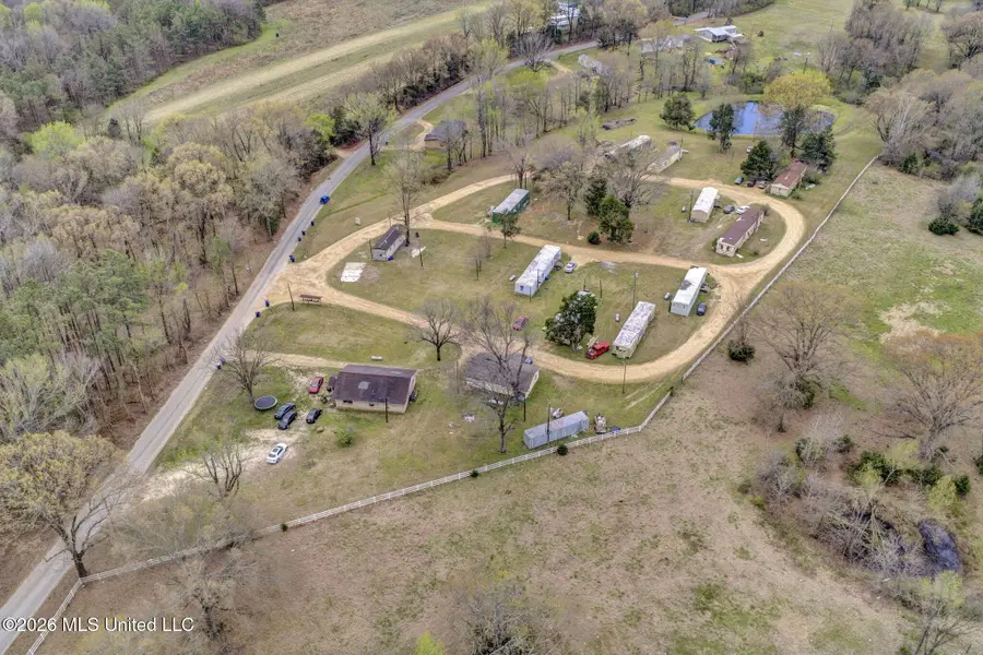 400 Red Hill Circle, Batesville, MS 38606 - #3