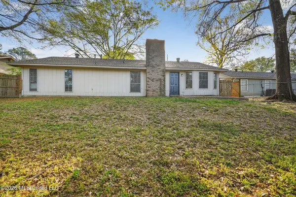 2141 Thousand Oaks Drive, Jackson, MS 39212