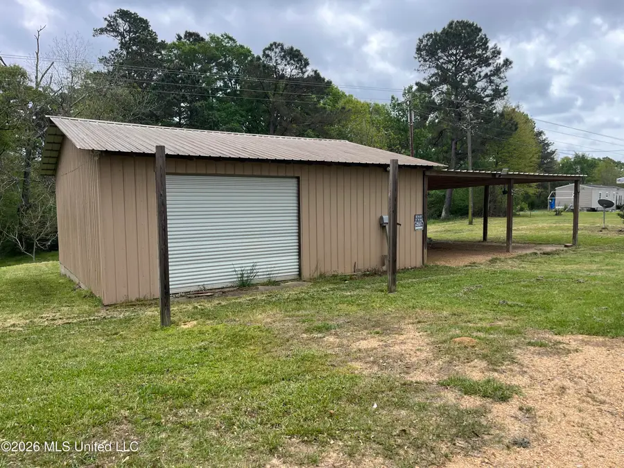 1215 NW Mount Zion Road, Brookhaven, MS 39601 - #2