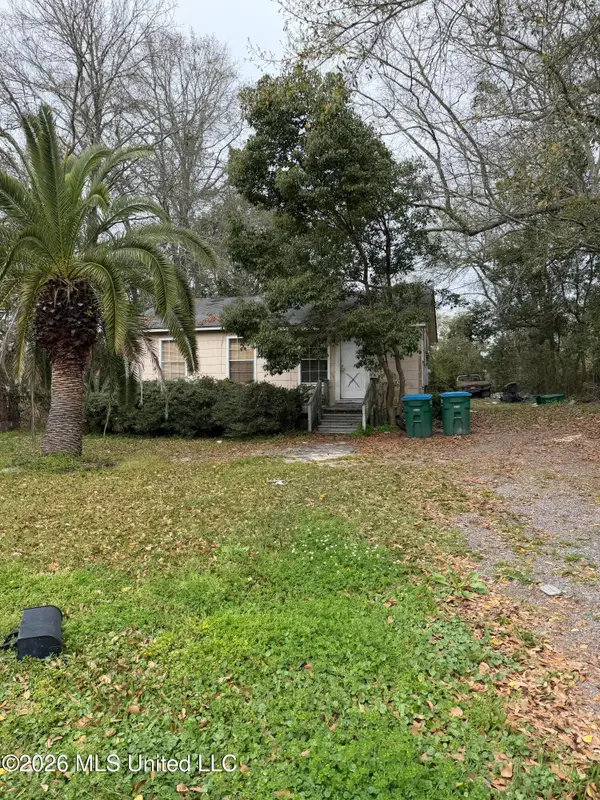 1209 Polk Avenue, Pascagoula, MS 39567