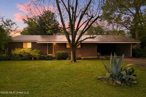 102 Maywood Drive, Petal, MS 39465