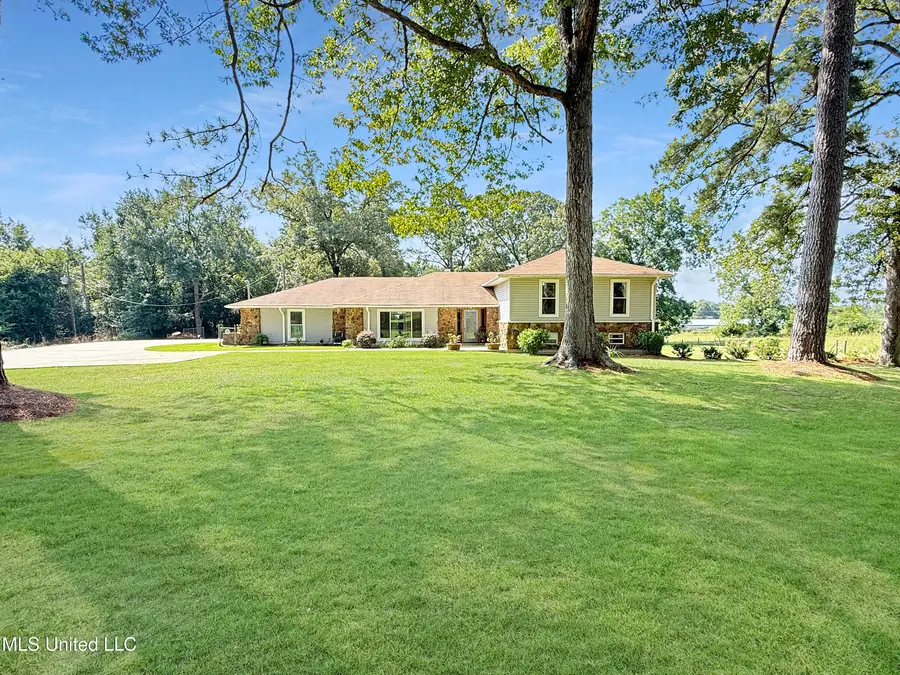 587 Shivers Road, Newhebron, MS 39140 - #2