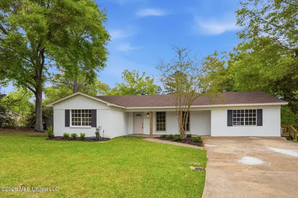 1501 Arlington Street, Clinton, MS 39056