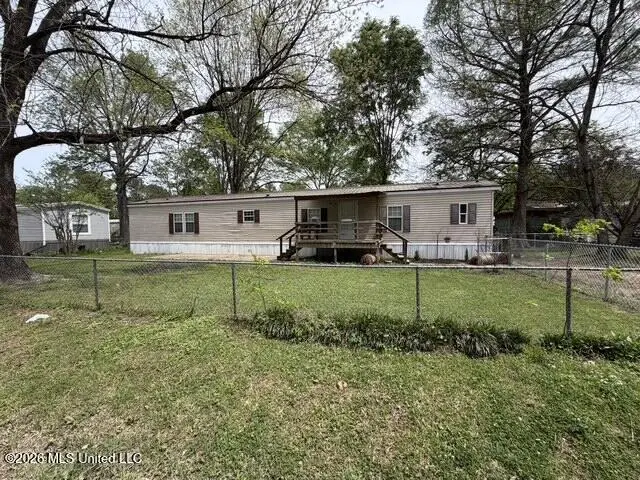 125 Vicksburg Avenue, Richland, MS 39218 - #2