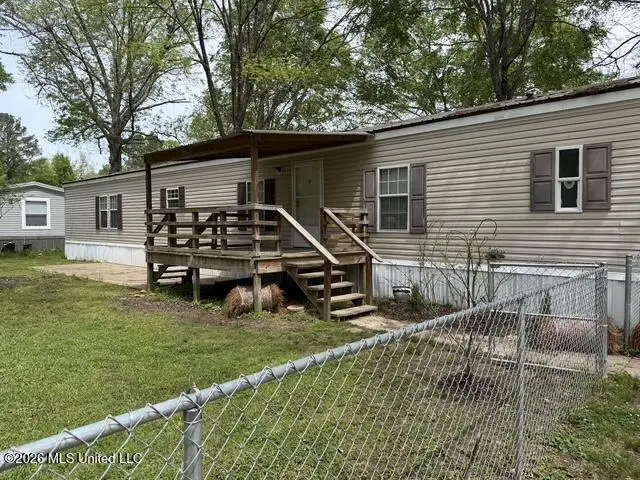 125 Vicksburg Avenue, Richland, MS 39218 - #3