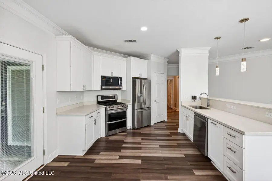 2252 Beach Drive, Gulfport, MS 39507 - #2