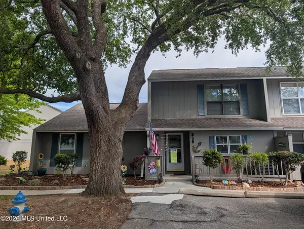 258 Highpoint Drive, Diamondhead, MS 39525