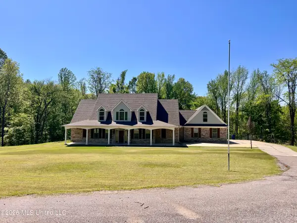 9545 Green River Road, Lake Cormorant, MS 38641