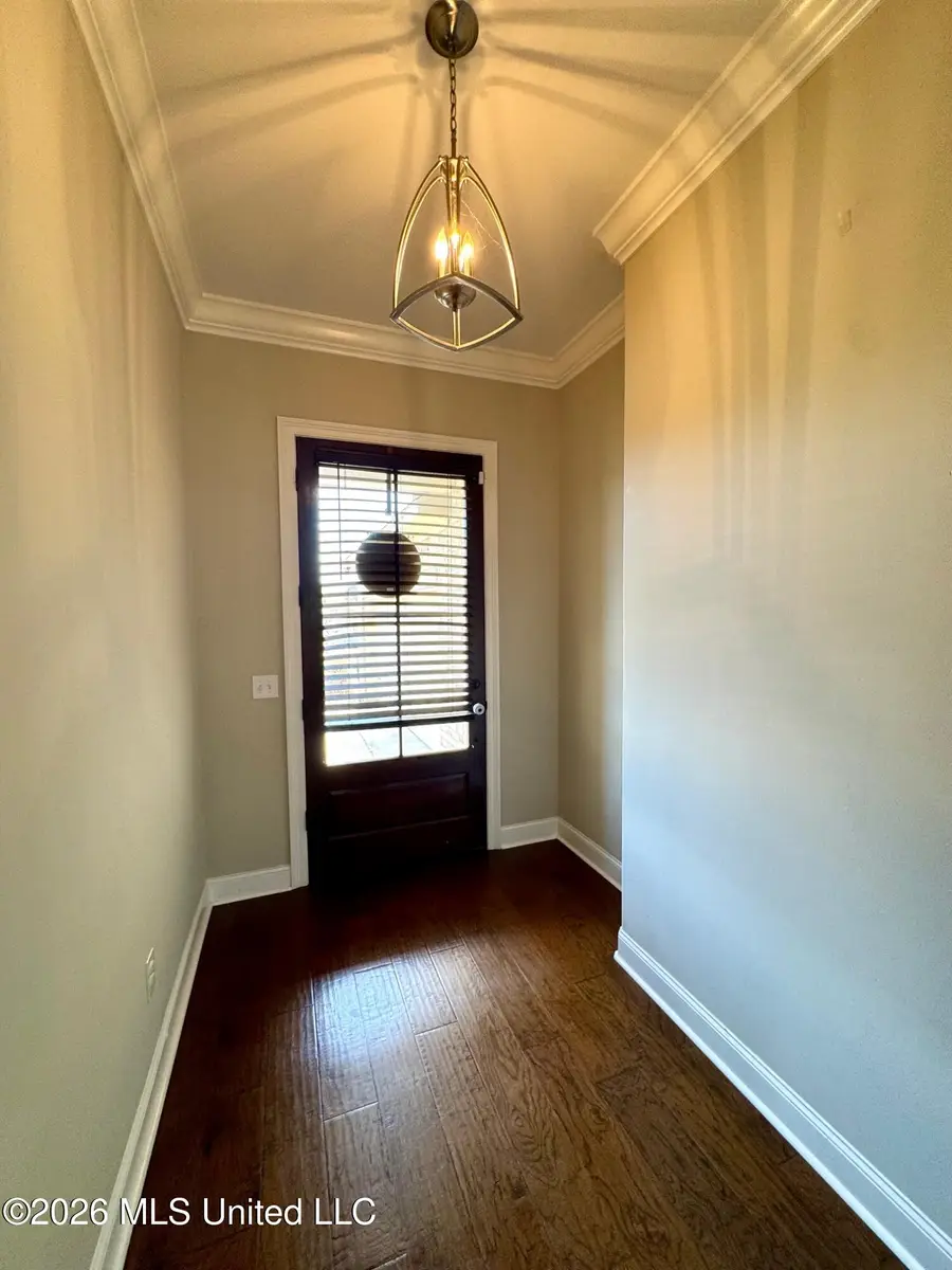 222 E Buttonwood Lane, Canton, MS 39046 - #2