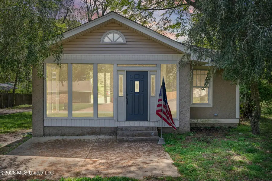 712 Strayhorn Street, Senatobia, MS 38668 - #2