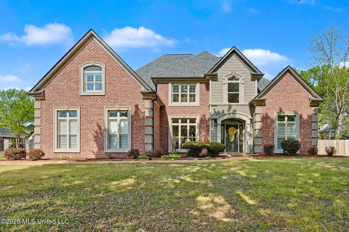 8472 Belmor Lakes Drive, Olive Branch, MS 38654 - #1