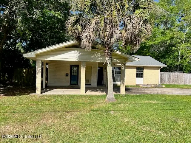 2907 Larchmont Street, Pascagoula, MS 39567 - #2