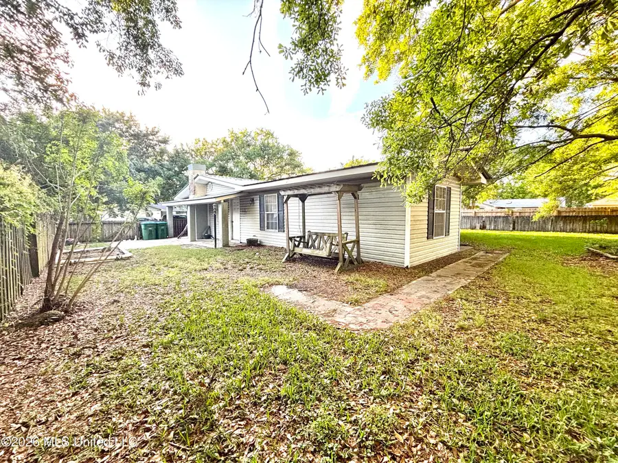 2806 Lynwood Street, Pascagoula, MS 39567 - #3