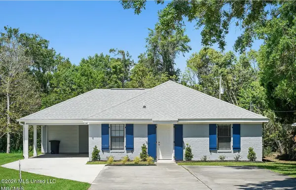 405 Ulman Avenue, Bay Saint Louis, MS 39520