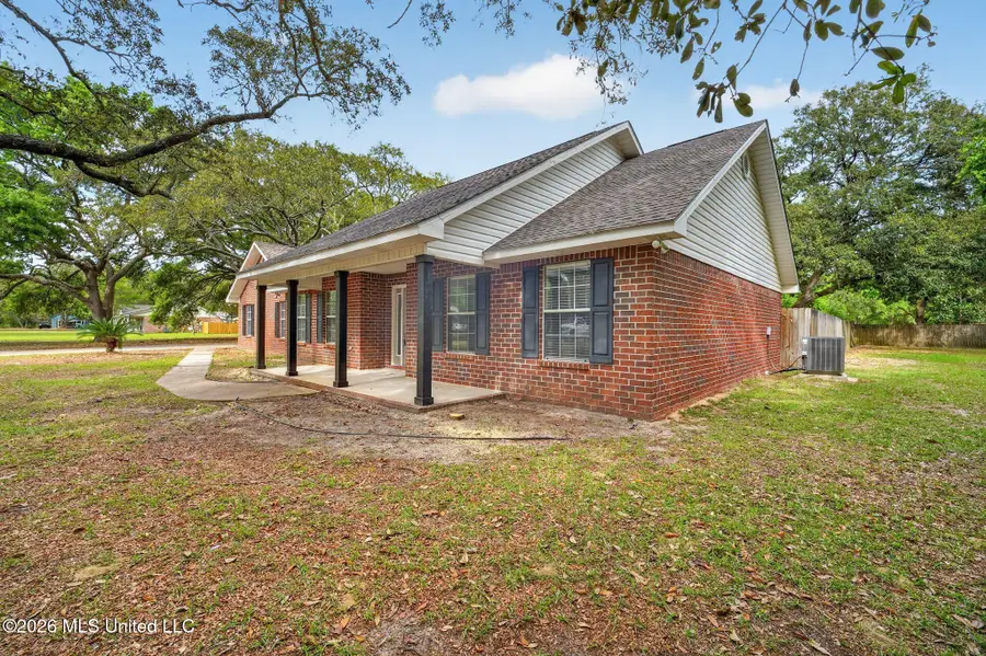 1528 S 11th Street, Ocean Springs, MS 39564 - #3