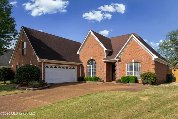 8949 W Bent Grass Loop, Southaven, MS 38671