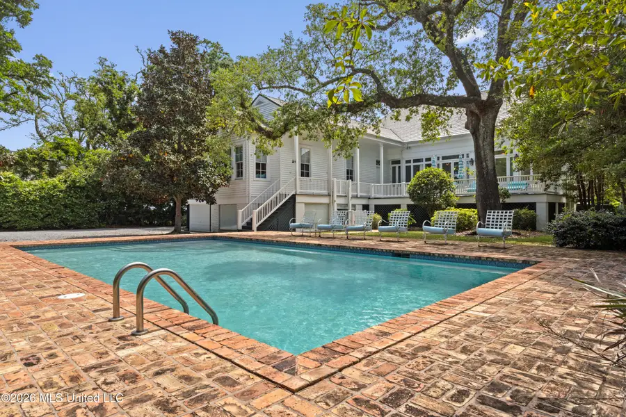 811 E Scenic Drive, Pass Christian, MS 39571 - #3