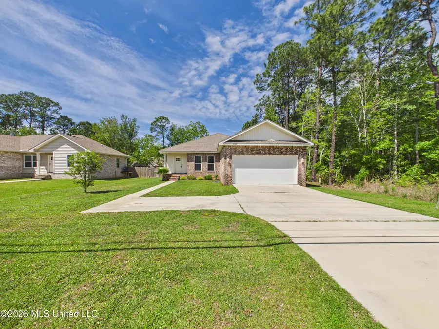 1925 Beachview Drive, Ocean Springs, MS 39564 - #2