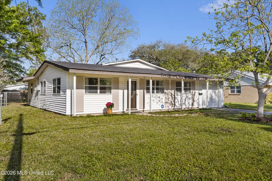 2315 Meadowbrook Street, Pascagoula, MS 39567 - #3