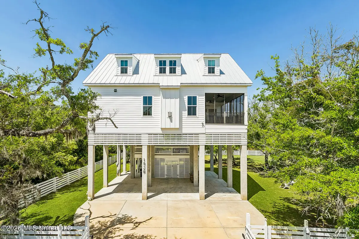 1526 Dunbar Avenue, Bay Saint Louis, MS 39520 - #1