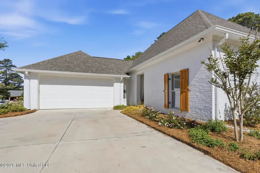 304 Fairway Cove, Brandon, MS 39047 - #2