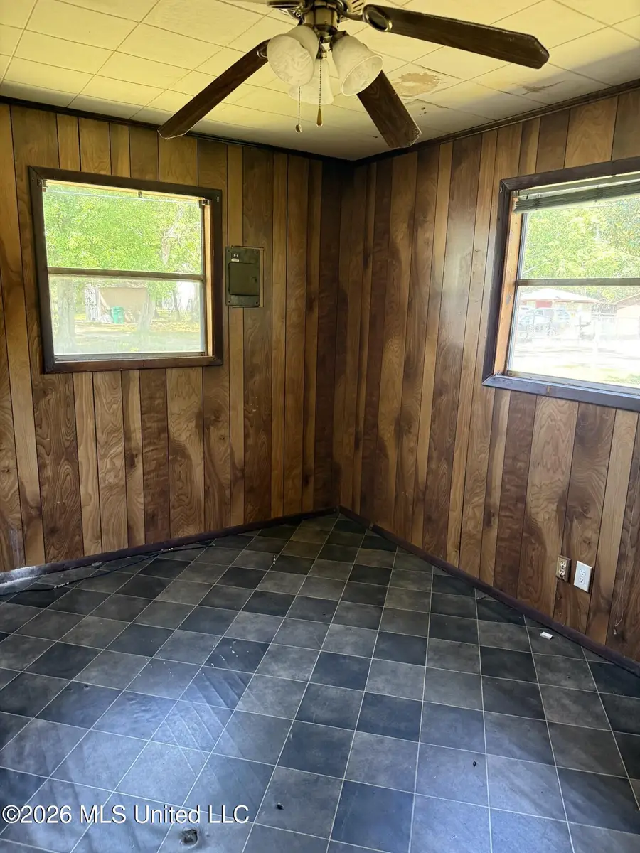 4519 General Ike, Moss Point, MS 39563 - #2