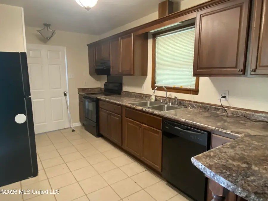 3511 Sherwood Street, Pascagoula, MS 39581 - #3