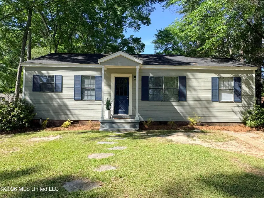 215 W Simpson Avenue, Mendenhall, MS 39114 - #2