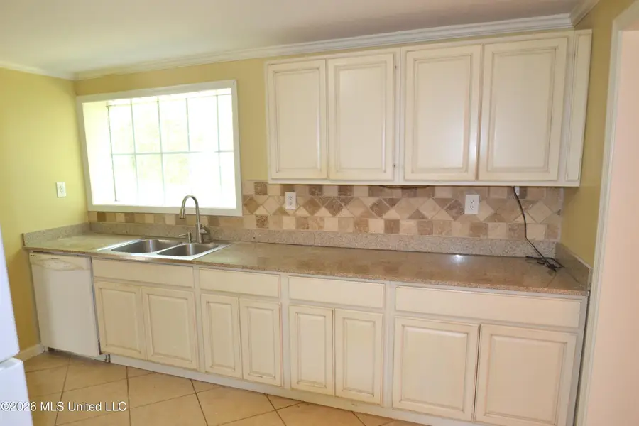 590 Leewood Road, Red Banks, MS 38661 - #2