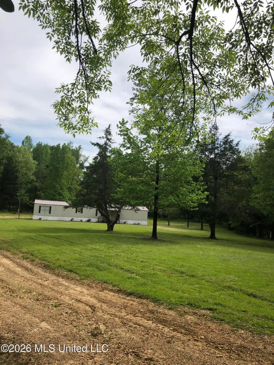 1011 Lake Drive, Raymond, MS 39154 - #2