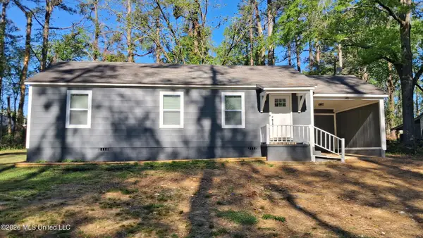 411 Willa Street, Batesville, MS 38606
