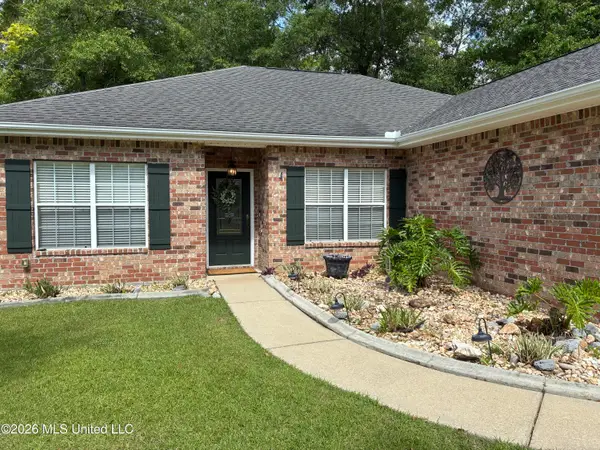 94145 Bayou Drive, Diamondhead, MS 39525