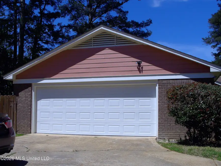 4649 Old Lake Road, Jackson, MS 39212 - #3