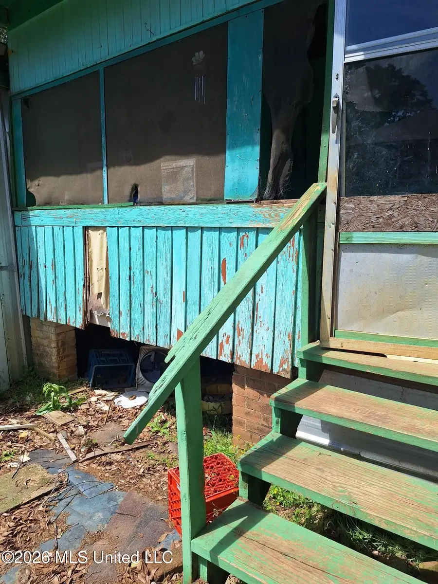 627 S 6th Street, McComb, MS 39648 - #2