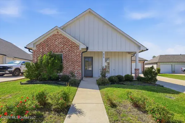 815 Long Leaf Circle, Brandon, MS 39042