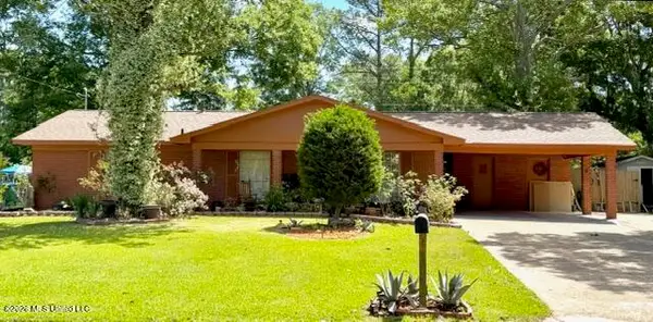 4210 Pimlico Street, Pascagoula, MS 39581