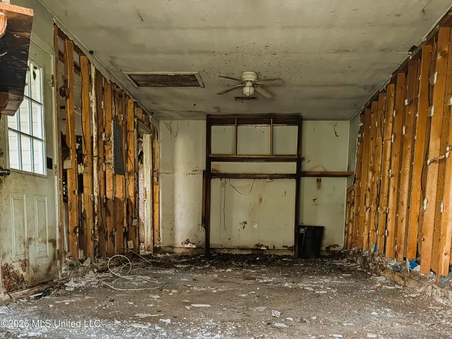 7208 Greenbriar Street, Ocean Springs, MS 39564 - #3