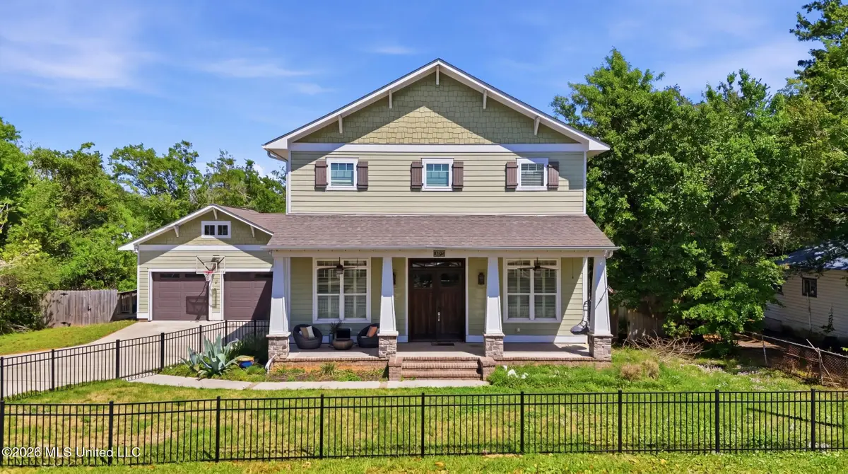 504 Dewey Avenue, Ocean Springs, MS 39564 - #1