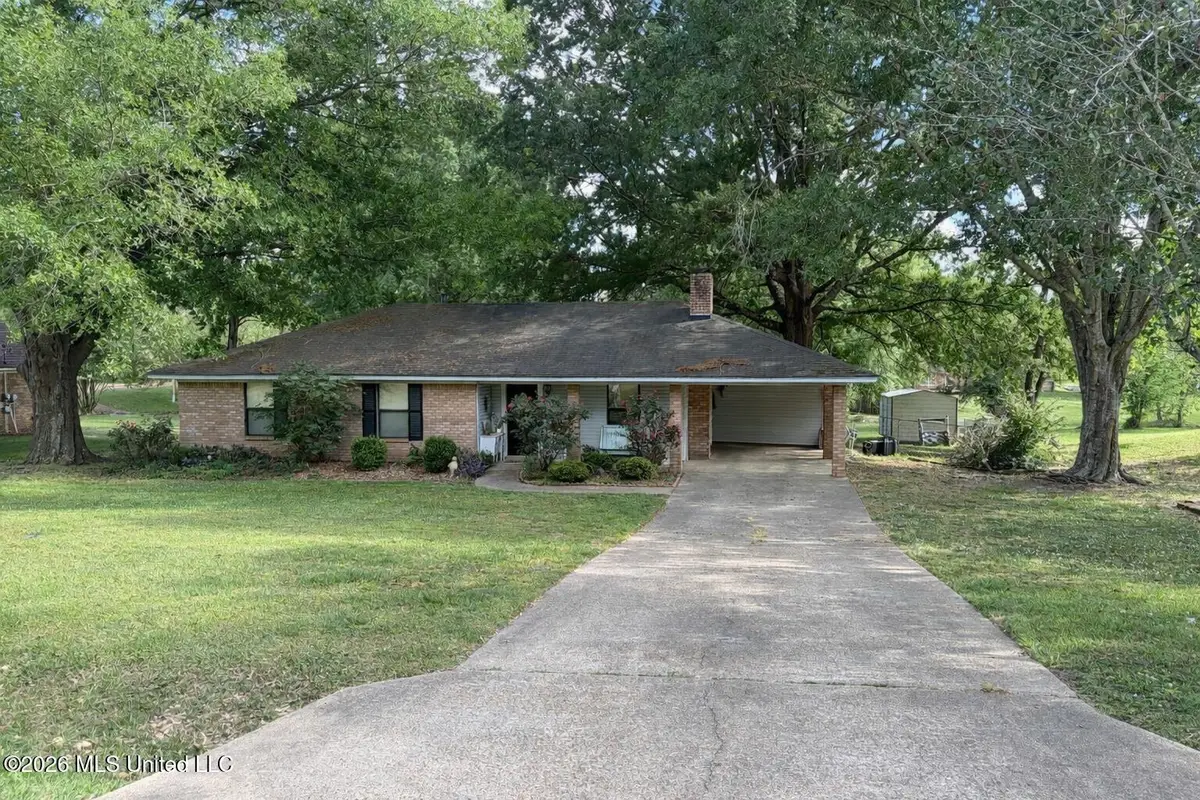 130 E Richland Circle, Richland, MS 39218 - #1