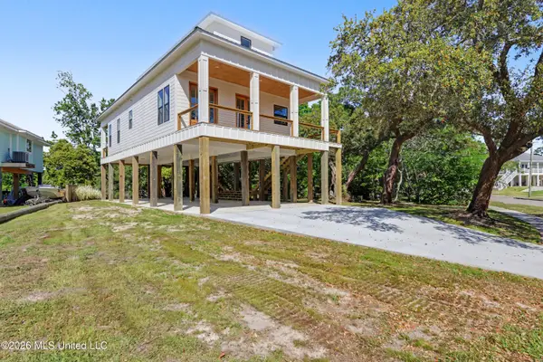 1310 Kensington Drive, Biloxi, MS 39530