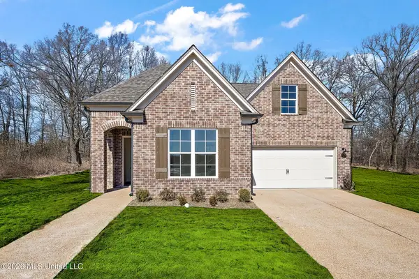 836 Coahoma Court, Nesbit, MS 38651