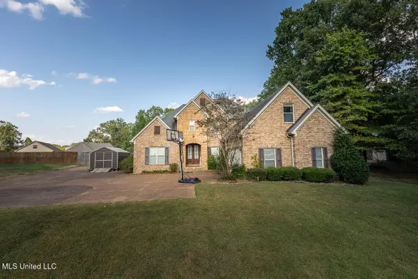 2670 Emerald Way Drive, Hernando, MS 38632