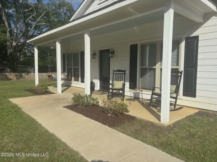1082 E Railroad Avenue, Wesson, MS 39191 - #3