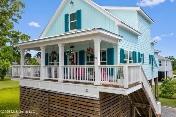 122 Vista Drive, Pass Christian, MS 39571