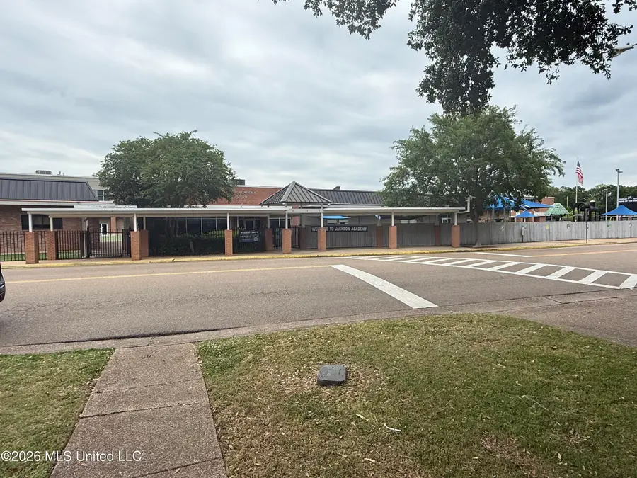 1609 Sheffield Drive, Jackson, MS 39211 - #3