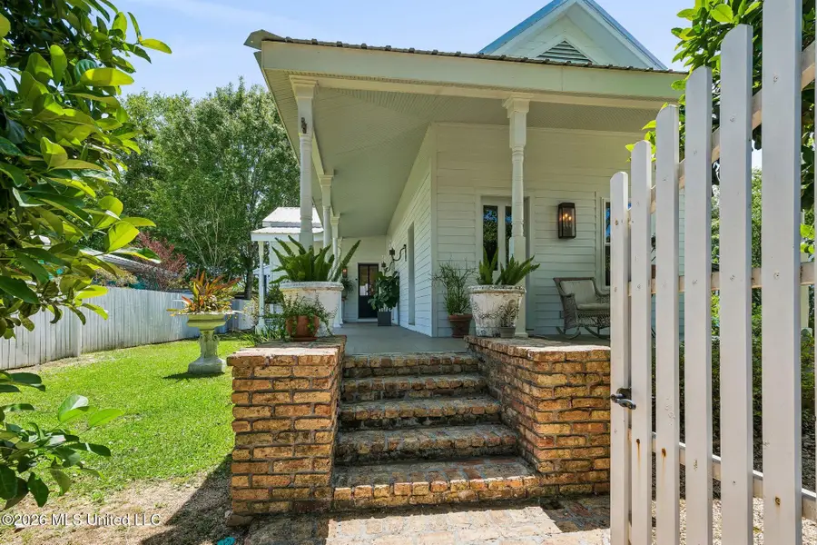 328 Easterbrook Street, Bay Saint Louis, MS 39520 - #2